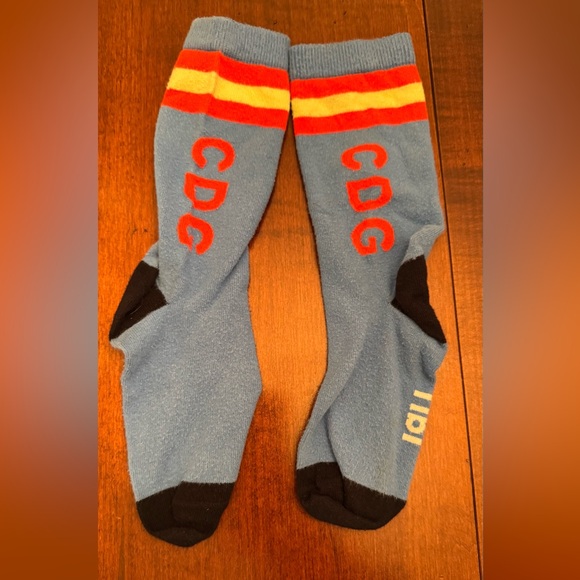 Tibi Travel Socks Paris-Charles de Gaulle Airport (CDG) - Picture 1 of 1